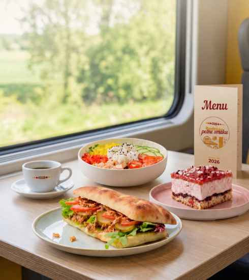 Pasażerowie pociągów PKP Intercity podróżują już z nowym menu wiosna–lato 2026