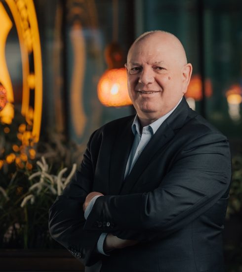Sfinks Polska zmienia strukturę swojej sieci, stawiając niemal w stu procentach na model franczyzowy.