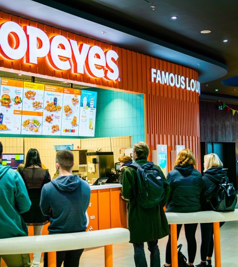 W sieci Popeyes pojawił się cyfrowy system zarządzania produkcją w czasie rzeczywistym